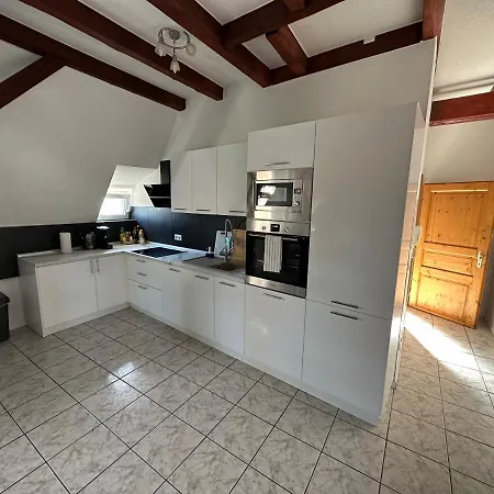 Apartment Schoene Grosse Maisonettenwohnung In Weissenthurm
